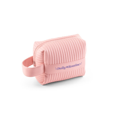 GILI. PU handbag (21 recycled PU and 30 recycled polyester)
